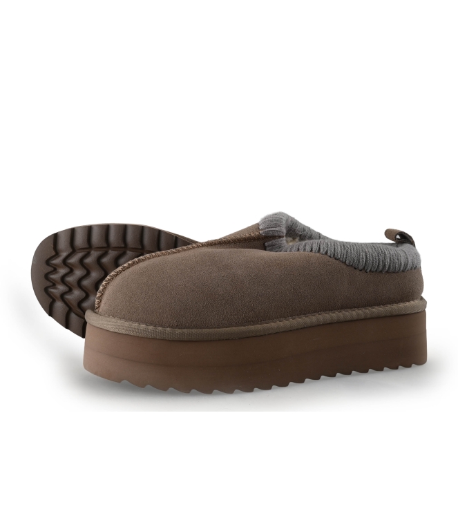 Colors of California Slip-ons