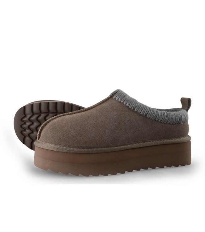 Colors of California Slip-ons
