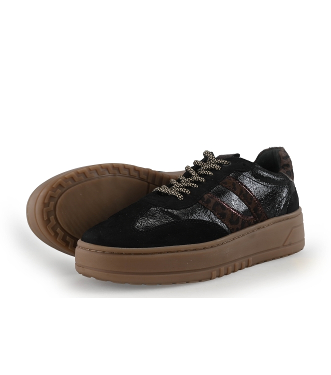 Sub55 Sneaker