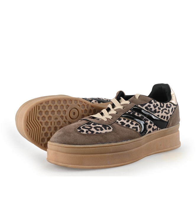 Sub55 Sneaker