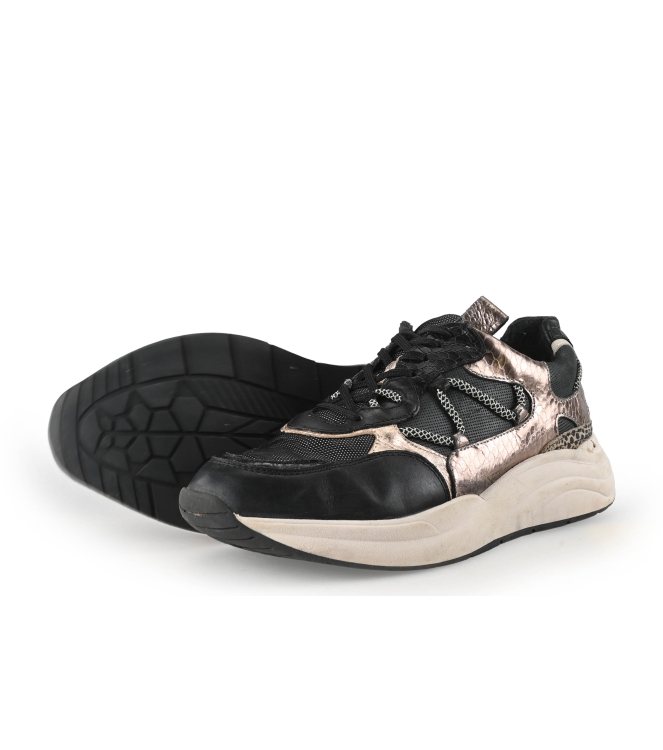Sub55 Sneaker