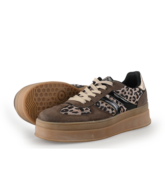 Sub55 Sneaker