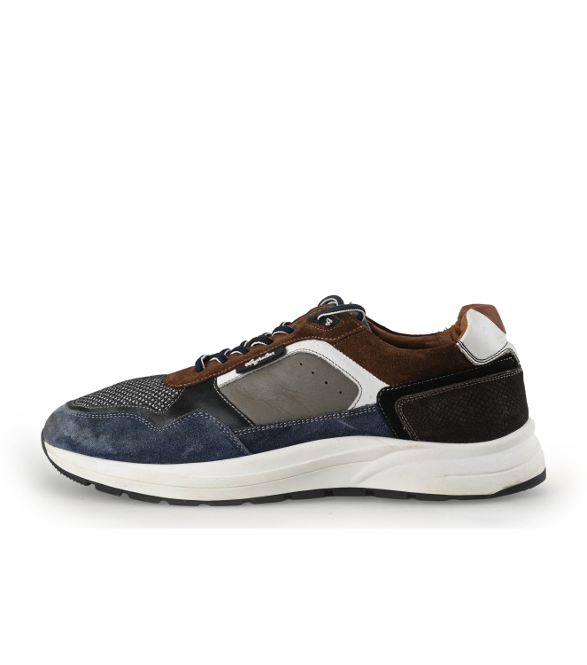 Australian Sneaker