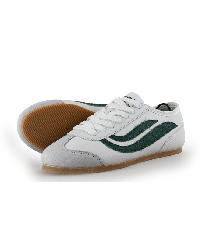 Genesis Sneaker