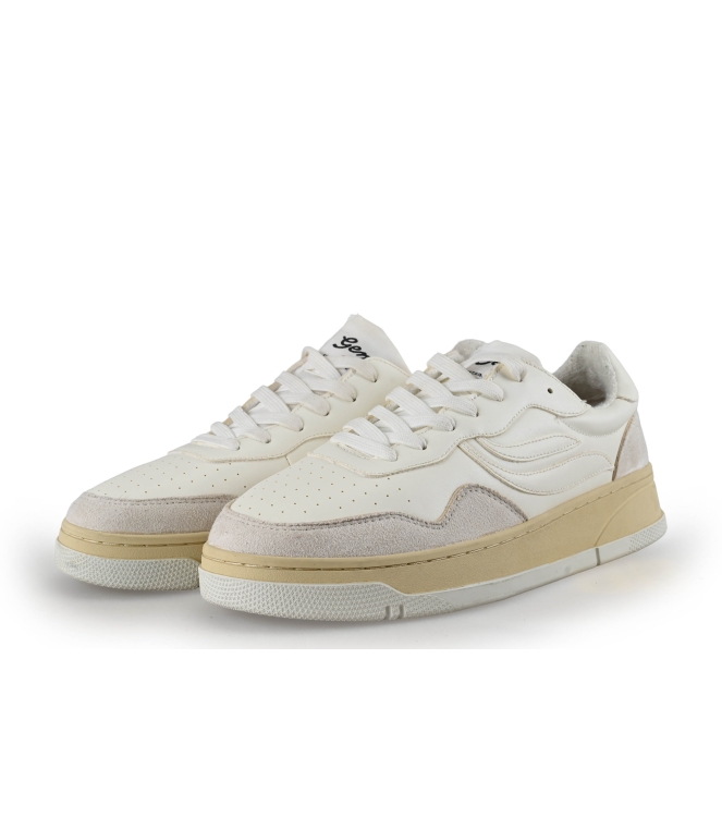 Genesis Sneaker