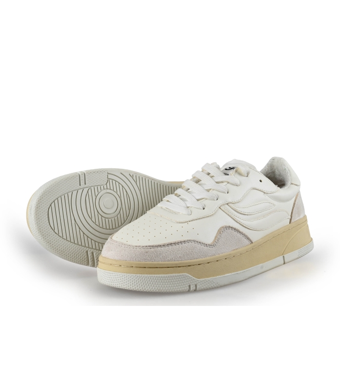 Genesis Sneaker