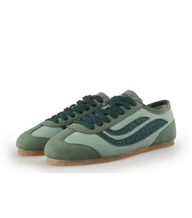 Genesis Sneaker