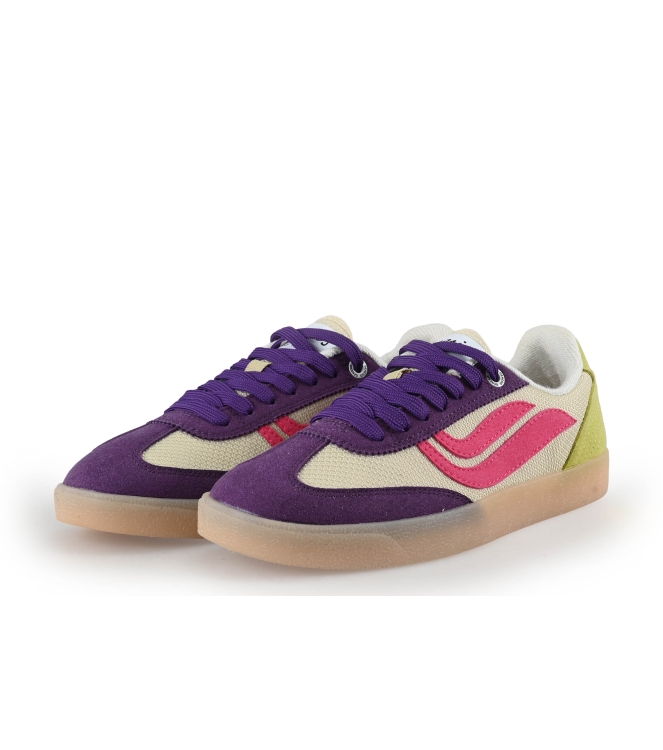 Genesis Sneaker