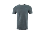 Under Armour T-shirt