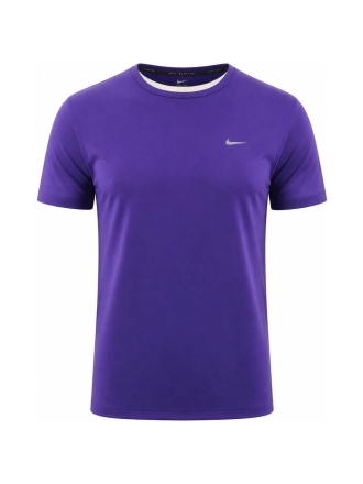 Nike T-shirt Lila 612365
 Größe L
 